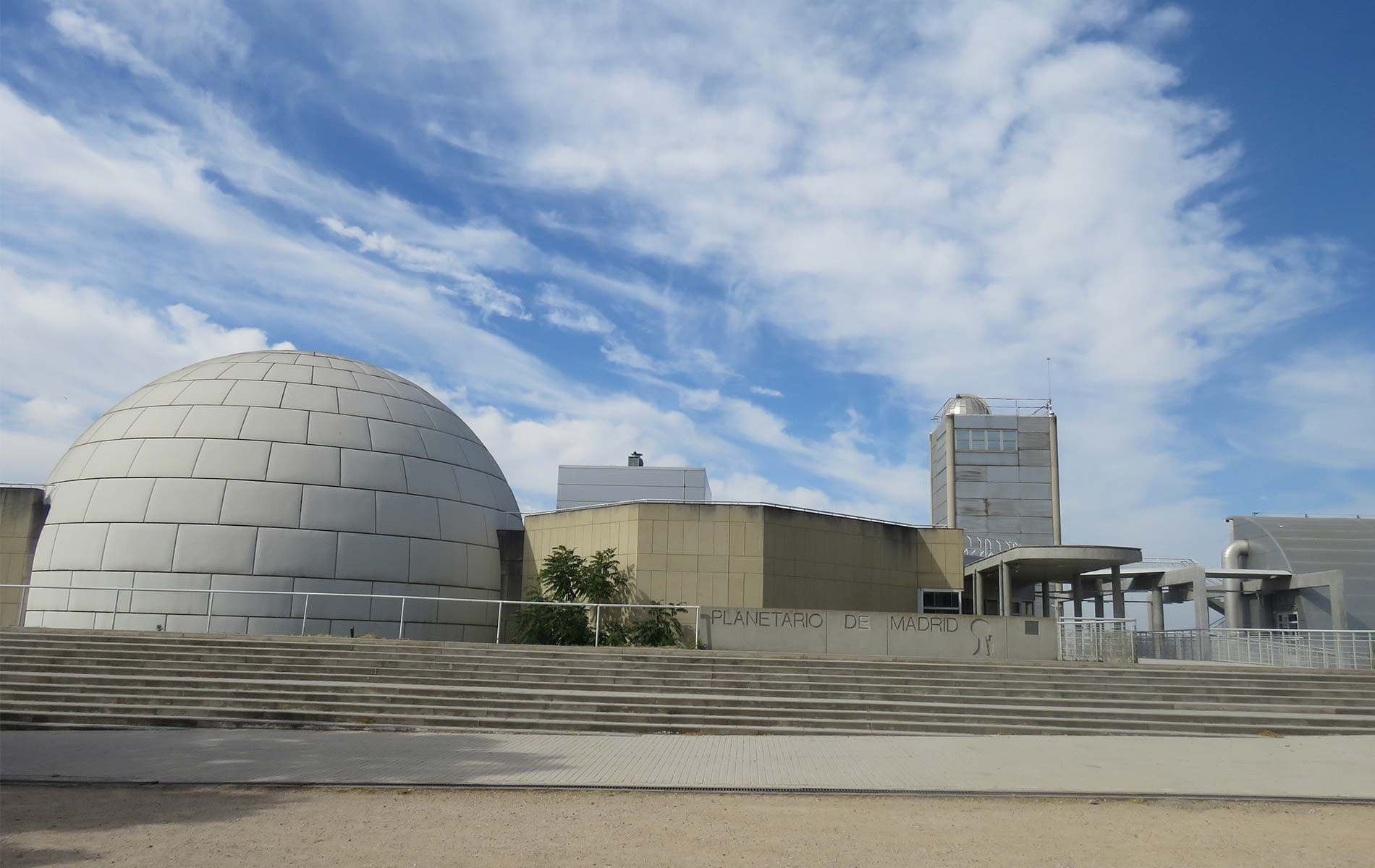 10º Planetario. Sitios para visitar en Madrid con niños. 10º Planetario.