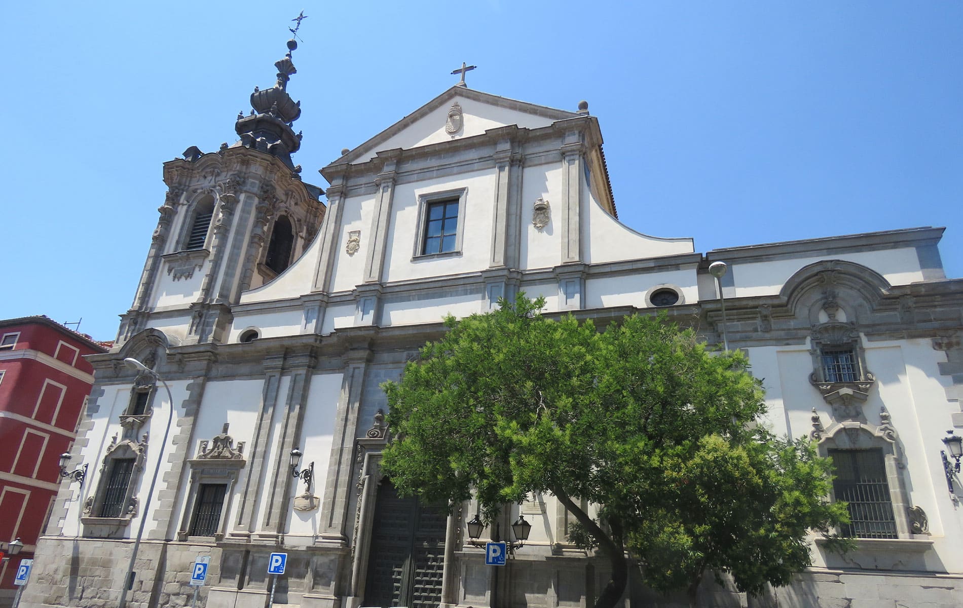 Turismo de Madrid. 102 Iglesia de Nuestra Señora de Montserrat. C/San Bernardo, 79.
