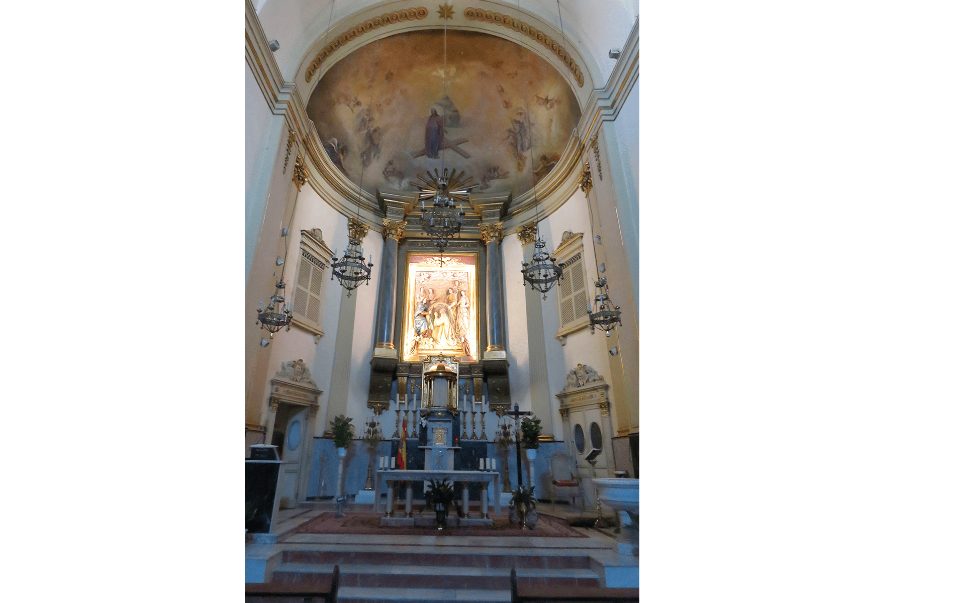 Turismo de Madrid. 107 Iglesia de San Ildefonso. Plaza de San Ildefonso.