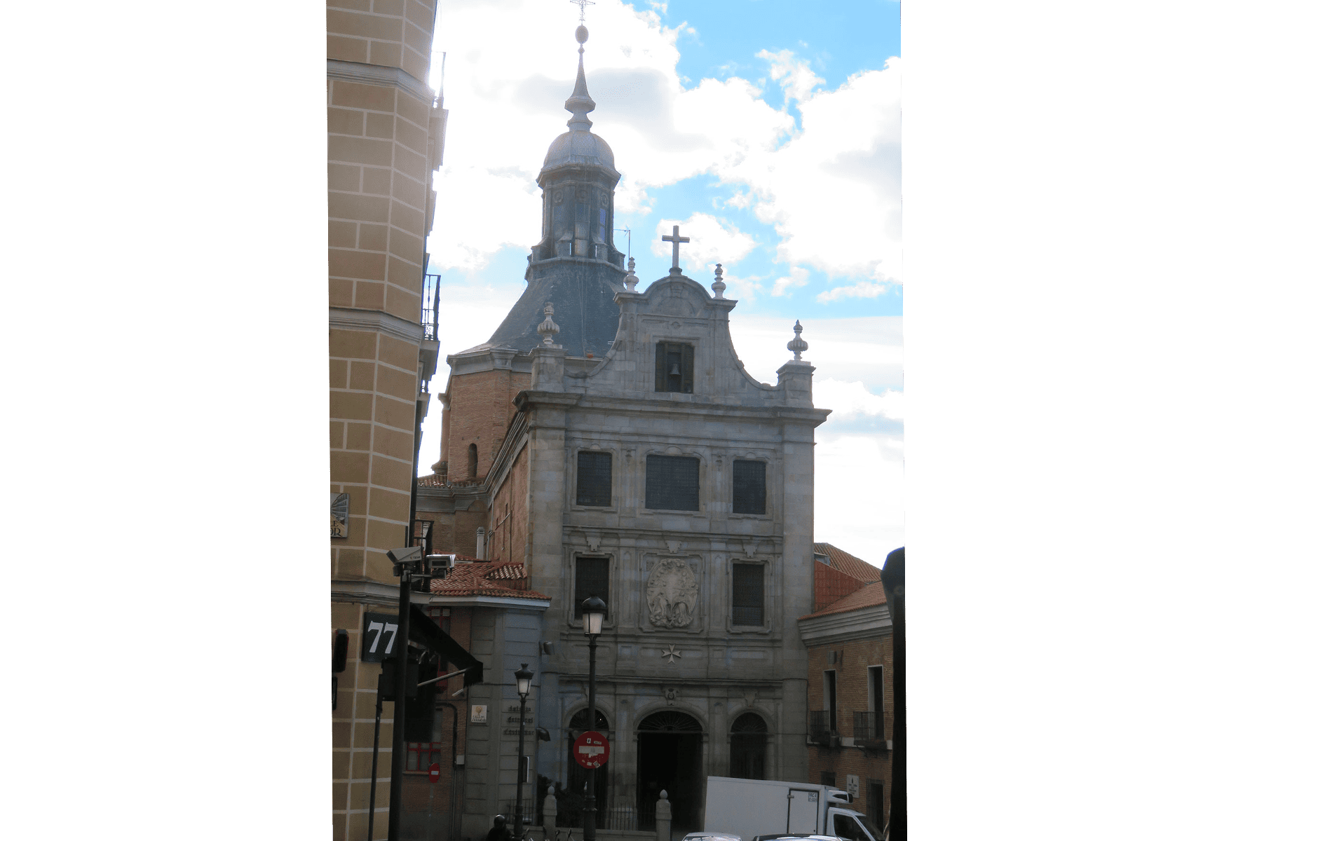 Turismo de Madrid. 123 Iglesia de las Fuerzas Armadas.