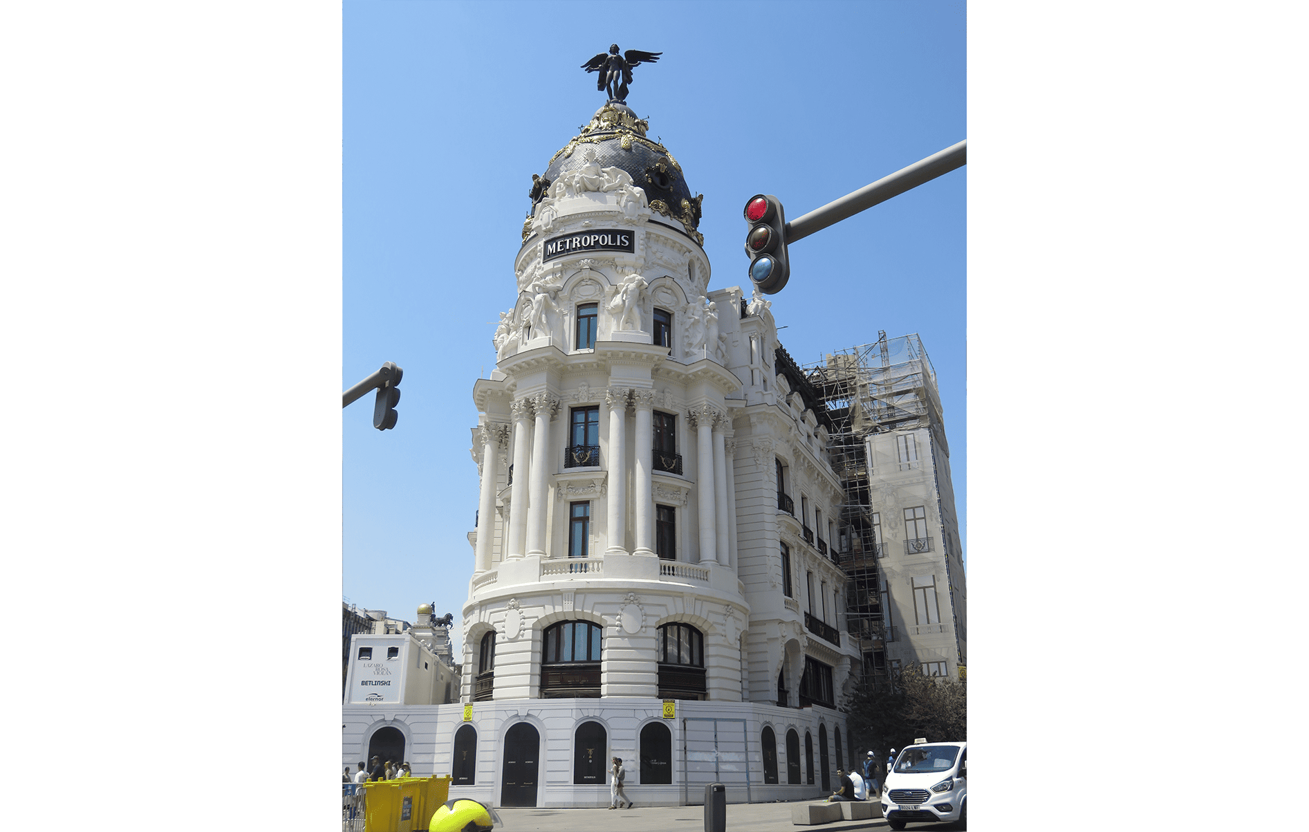 18-Madrid. Edificio Metrópolis