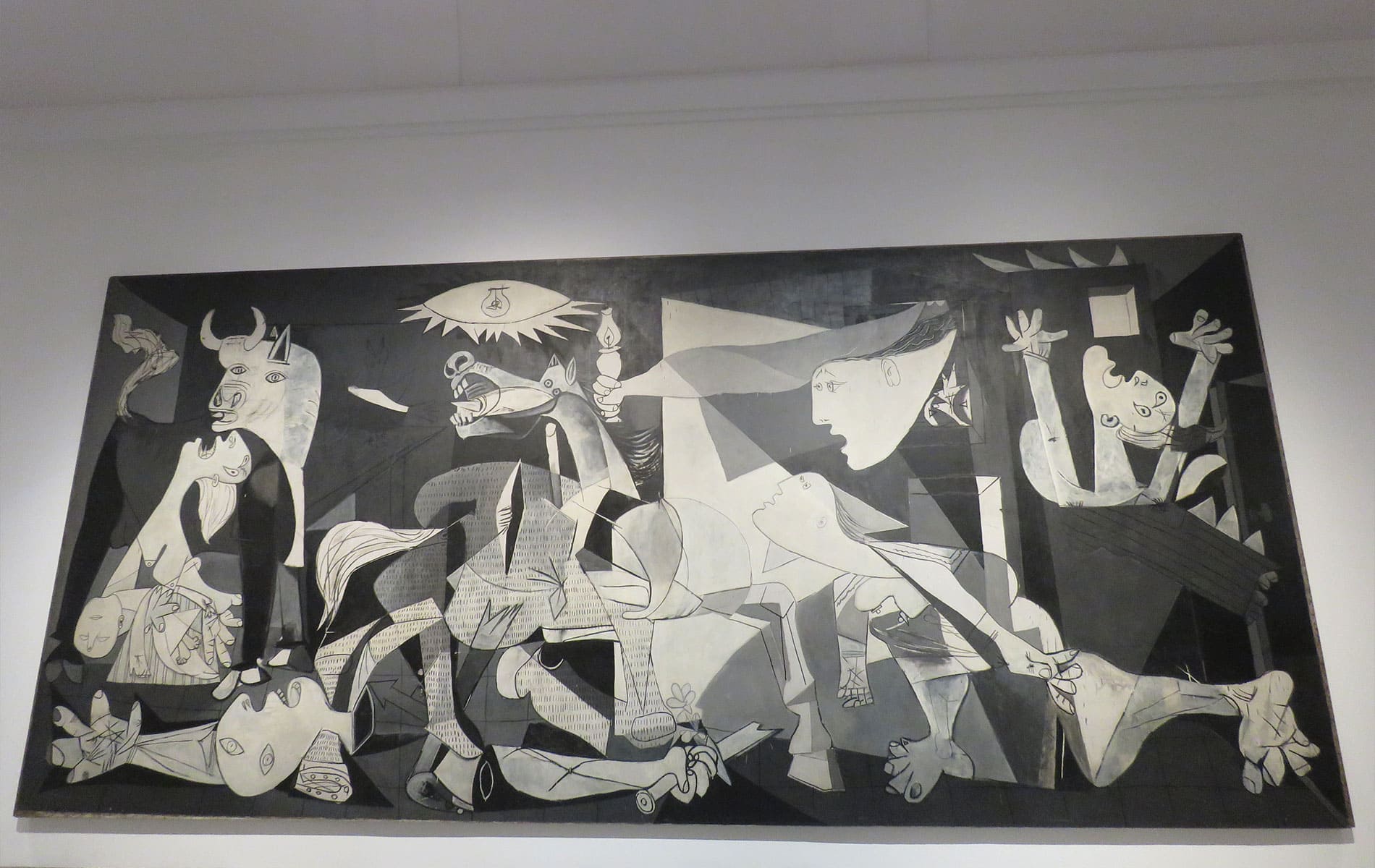 2 Madrid. Museo Reina Sofía.