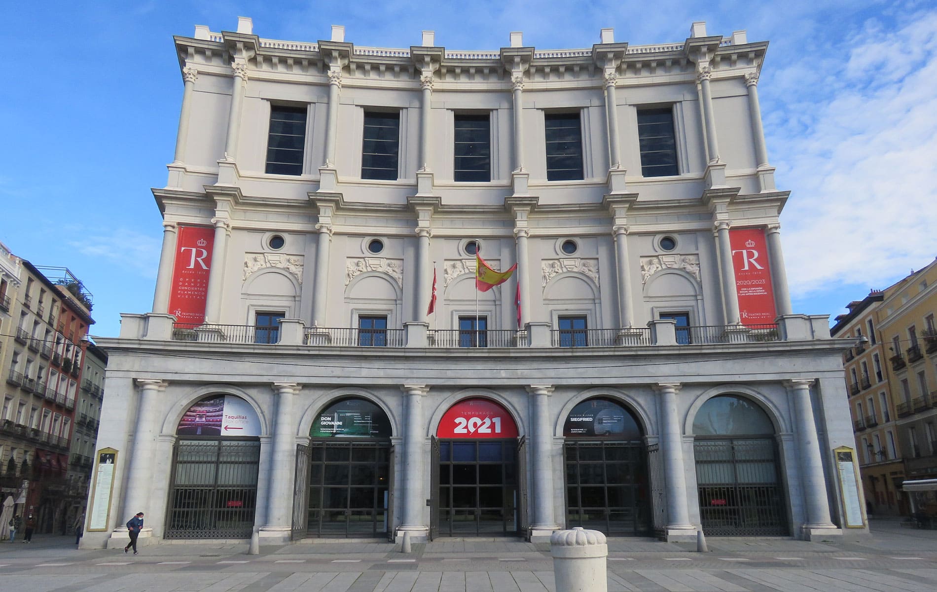56b-Madrid. Plaza de Oriente. Teatro Real.