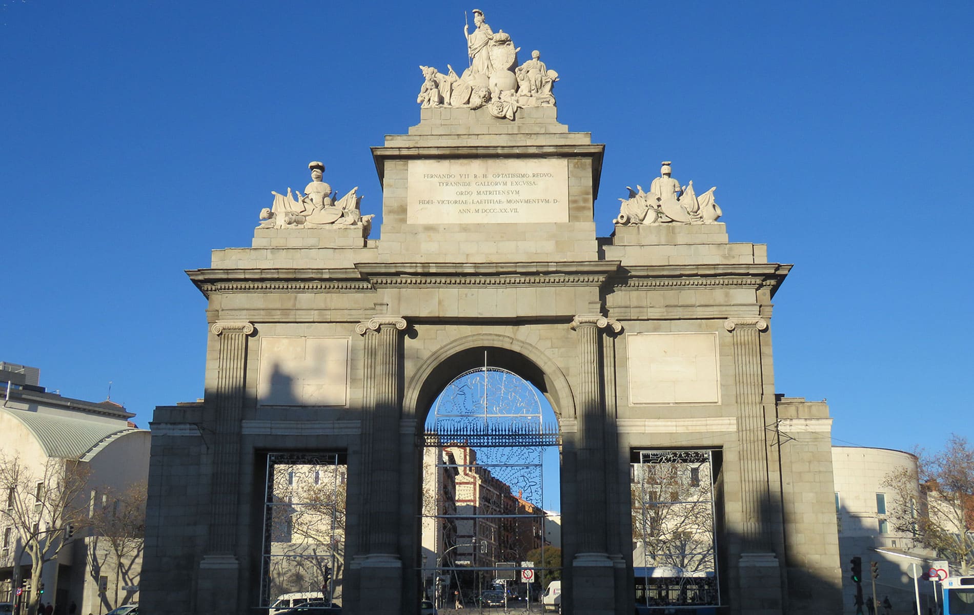 66-Madrid. Puerta de Toledo.