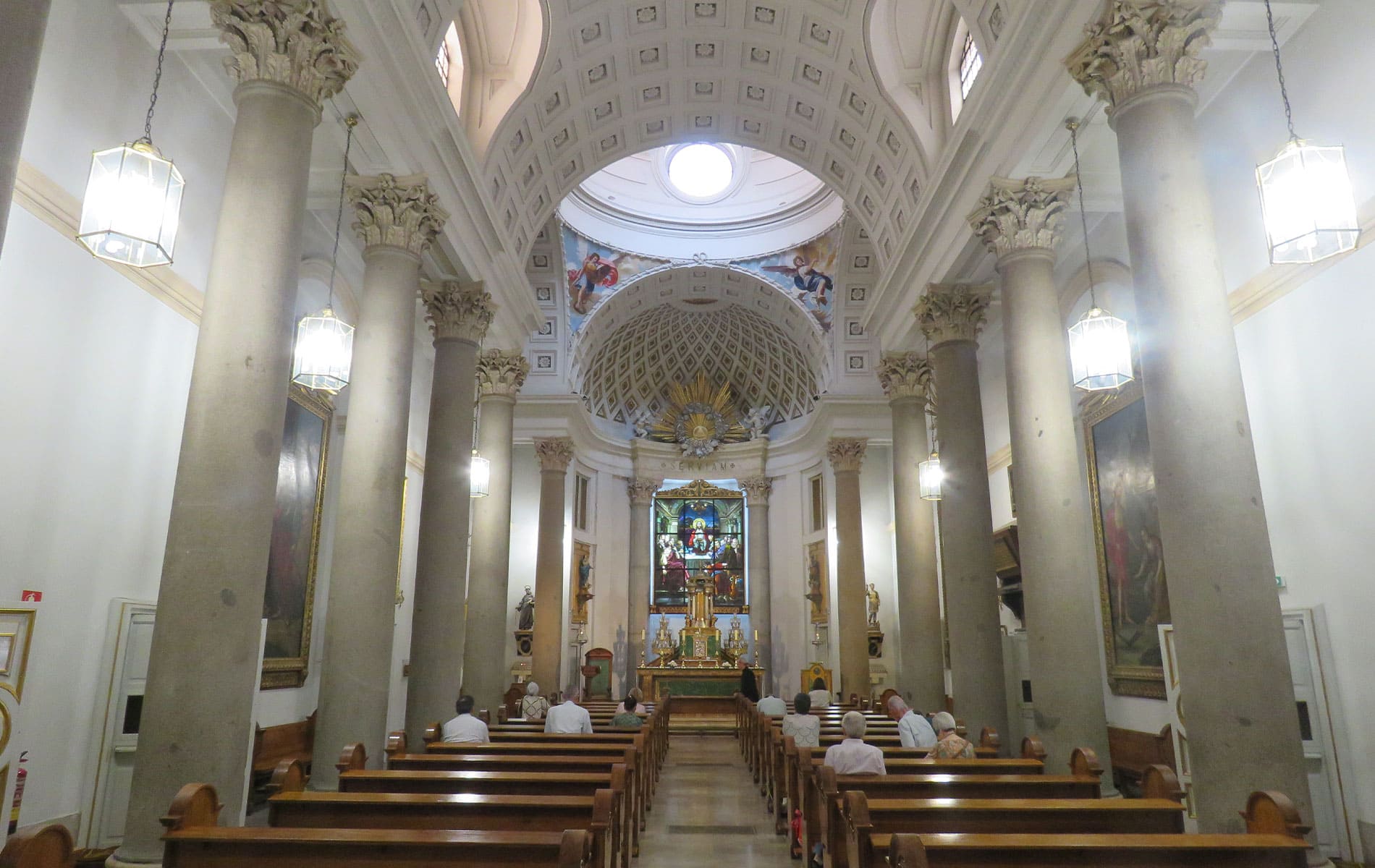 Turismo de Madrid. 93 Oratorio del Caballero de Gracia. C/Gran Vía, 17.