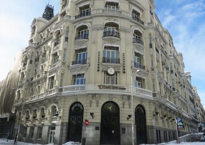 La nieve visita Madrid - EDIFICIO PLUS ULTRA.